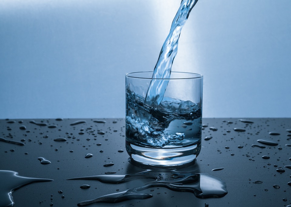 فوائد شرب الماء على الصحة فقرة